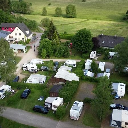 זארבורג Camping Waldfrieden מראה חיצוני תמונה